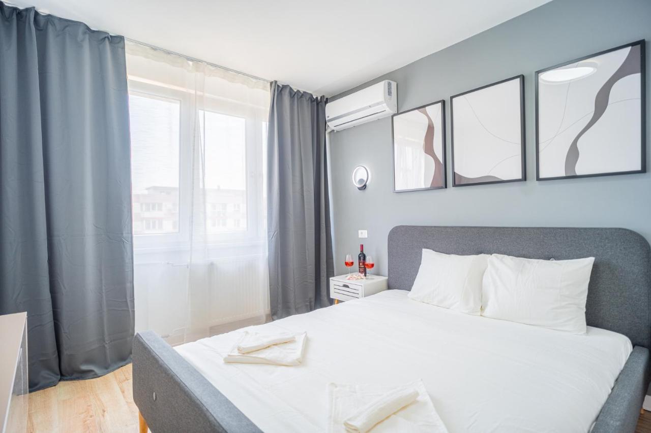 Refreshingly Chic: Newly Renovated 2Br Apartment Bucareste Exterior foto